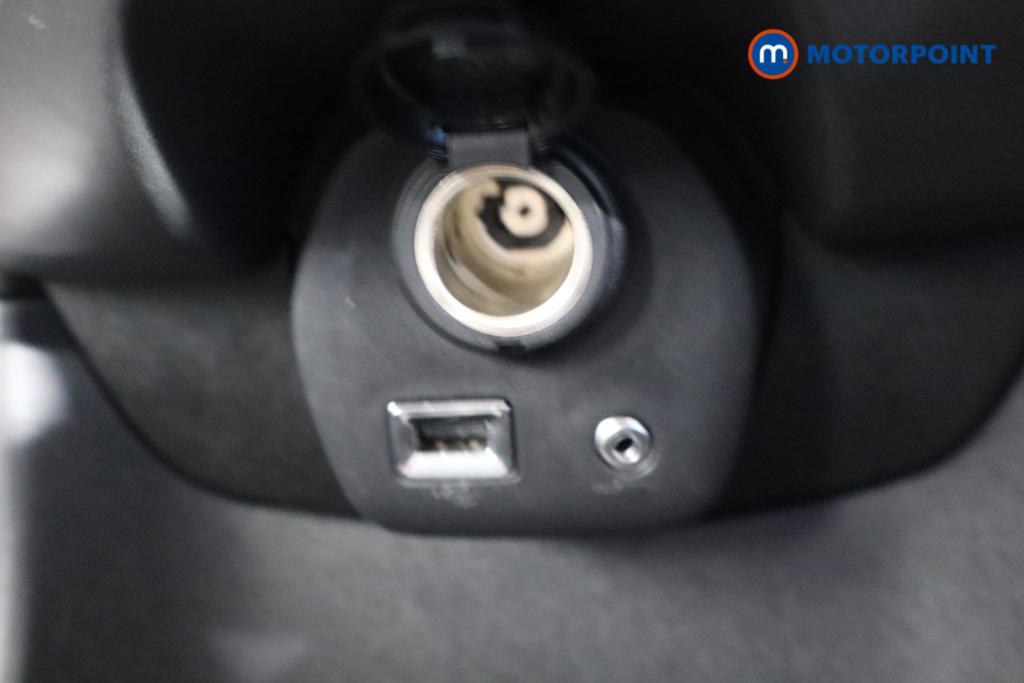 Toyota Aygo X-Play Automatic Petrol Hatchback - Stock Number (1488443) - 9th supplementary image