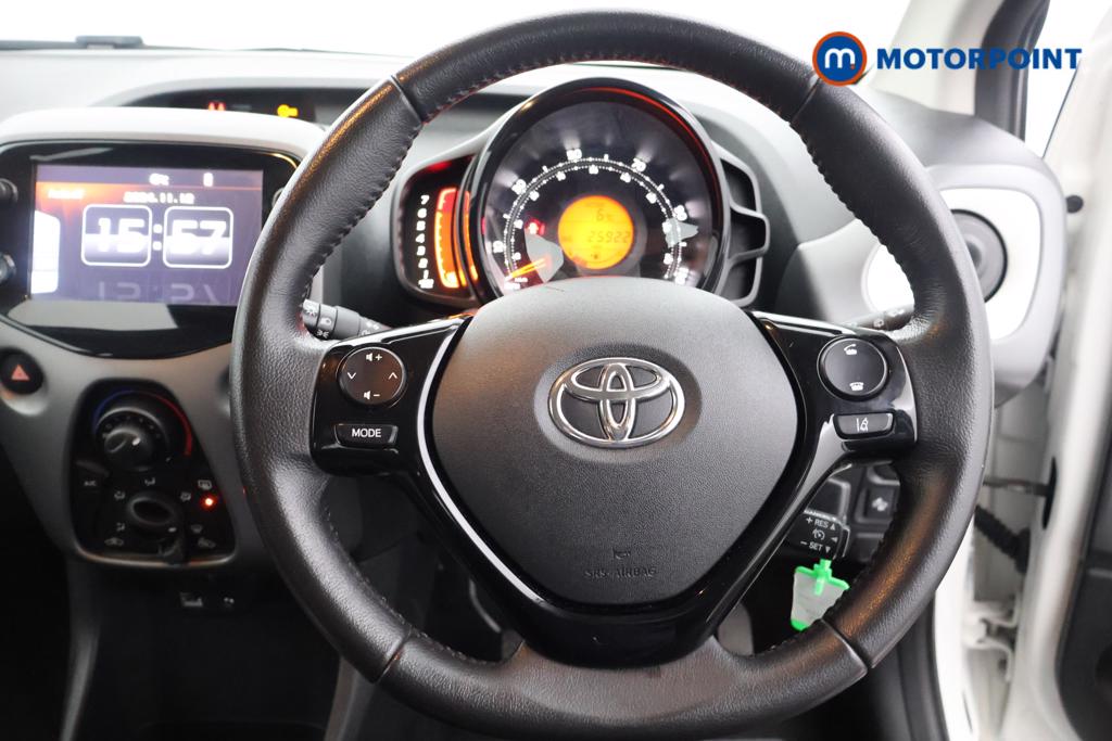 Toyota Aygo X-Play Manual Petrol Hatchback - Stock Number (1496852) - 1st supplementary image