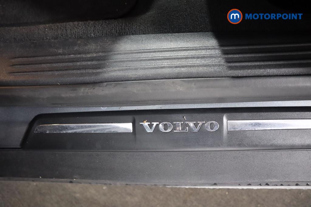 Volvo V40 Cross Country Pro Automatic Petrol Hatchback - Stock Number (1499402) - 14th supplementary image