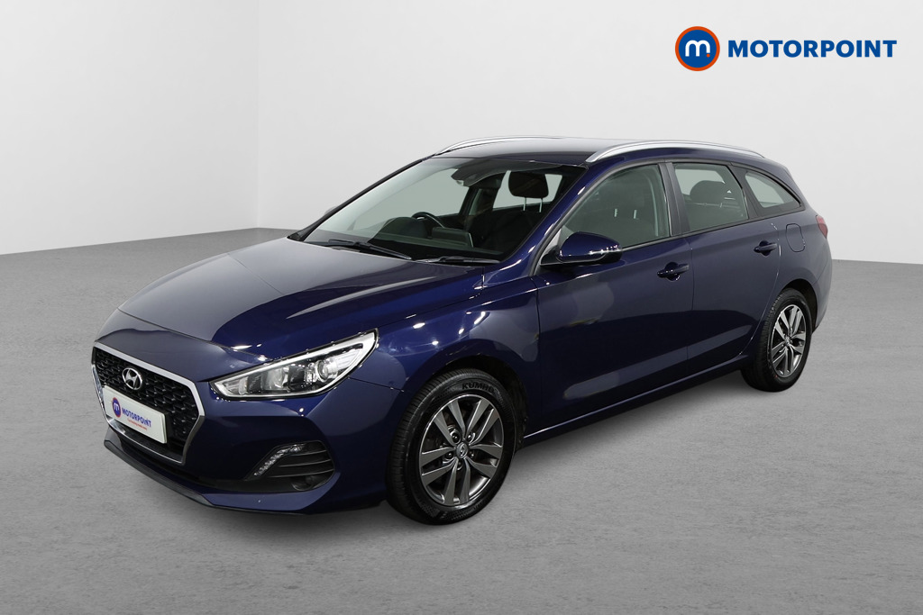 Hyundai I30 Se Nav Manual Petrol Estate - Stock Number (1499465) - Passenger side front corner