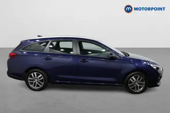 Hyundai I30 Se Nav Manual Petrol Estate - Stock Number (1499465) - Drivers side