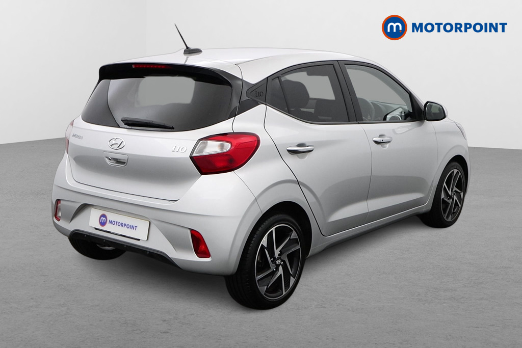 Hyundai I10 Premium Manual Petrol Hatchback - Stock Number (1500012) - Drivers side rear corner