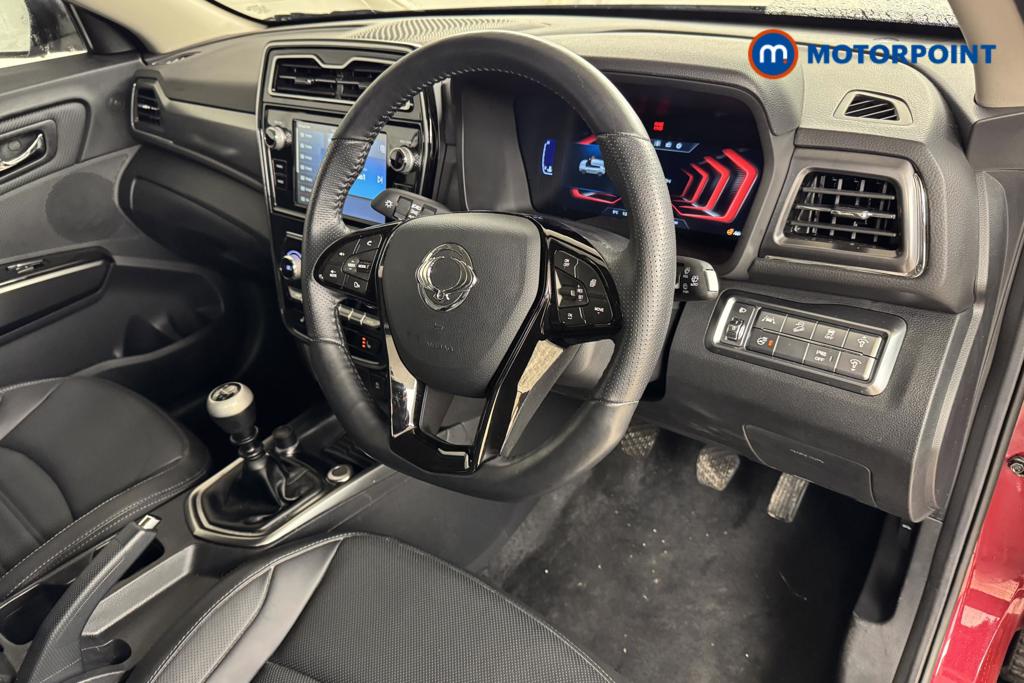 Ssangyong Tivoli Ultimate Manual Petrol SUV - Stock Number (1502180) - 7th supplementary image