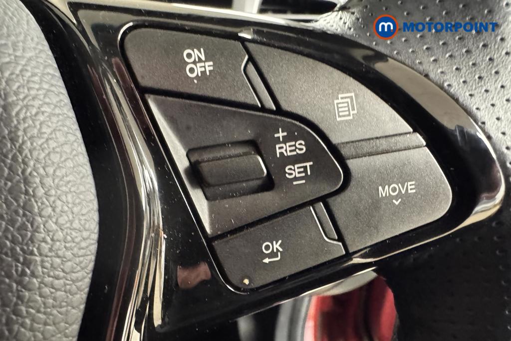 Ssangyong Tivoli Ultimate Manual Petrol SUV - Stock Number (1502180) - 14th supplementary image