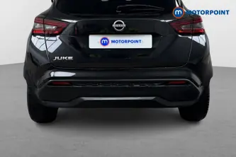 Nissan Juke N-Connecta Manual Petrol SUV - Stock Number (1502945) - Drivers side rear corner