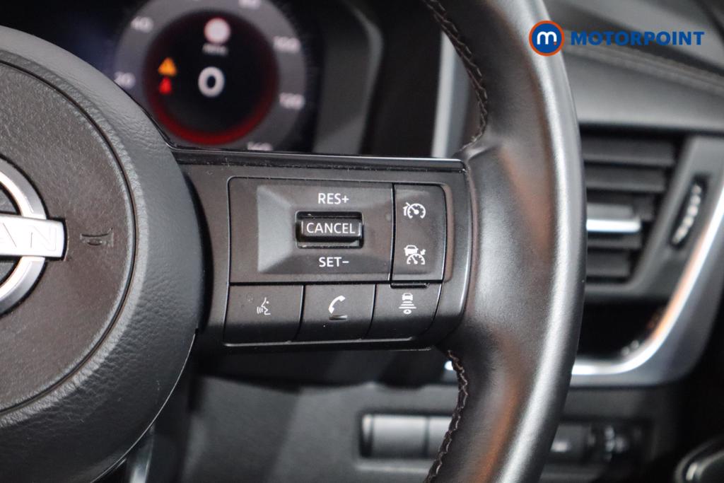 Nissan Qashqai N-Connecta Manual Petrol SUV - Stock Number (1503412) - 8th supplementary image