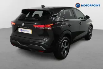 Nissan Qashqai N-Connecta Manual Petrol SUV - Stock Number (1503412) - Drivers side rear corner