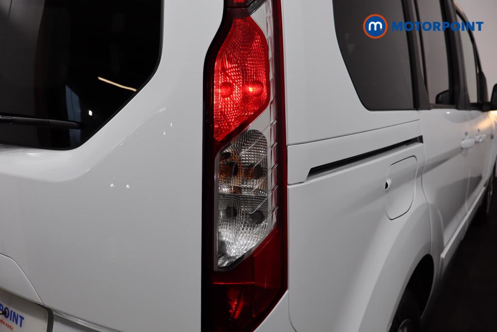 Ford Tourneo Connect Titanium Manual Diesel People Carrier - Stock Number (1503922) - 29th supplementary image