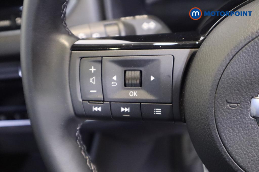 Nissan Qashqai N-Connecta Manual Petrol SUV - Stock Number (1505707) - 11th supplementary image