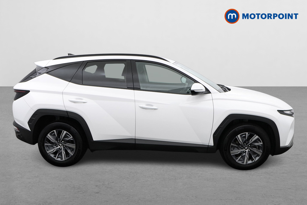 Hyundai Tucson Se Connect Manual Petrol SUV - Stock Number (1506145) - Drivers side