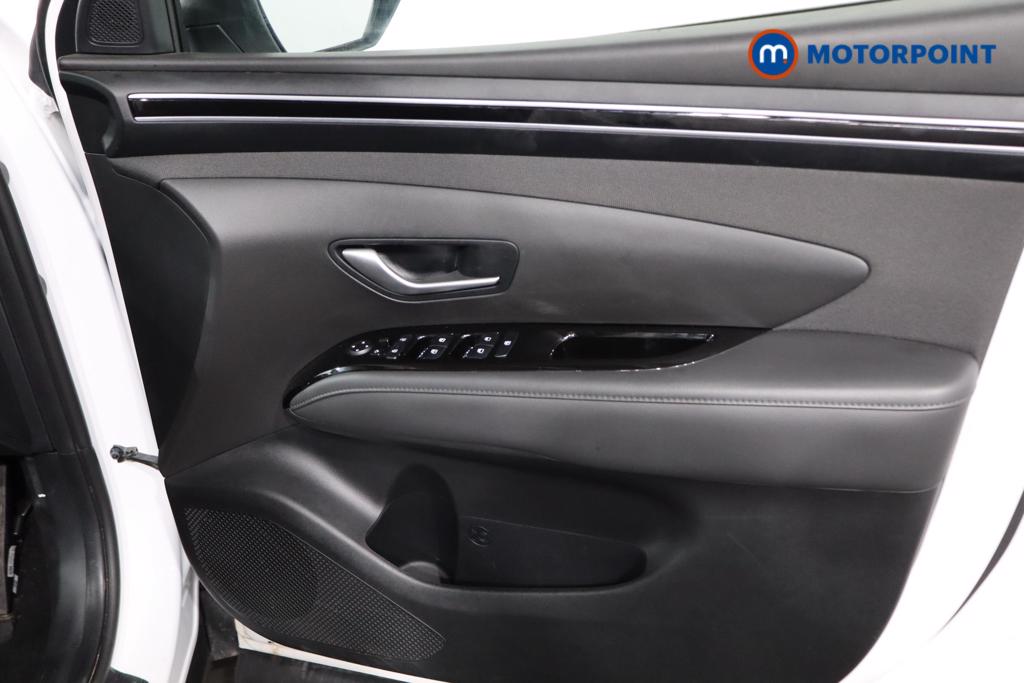 Hyundai Tucson Se Connect Manual Petrol SUV - Stock Number (1506222) - 16th supplementary image