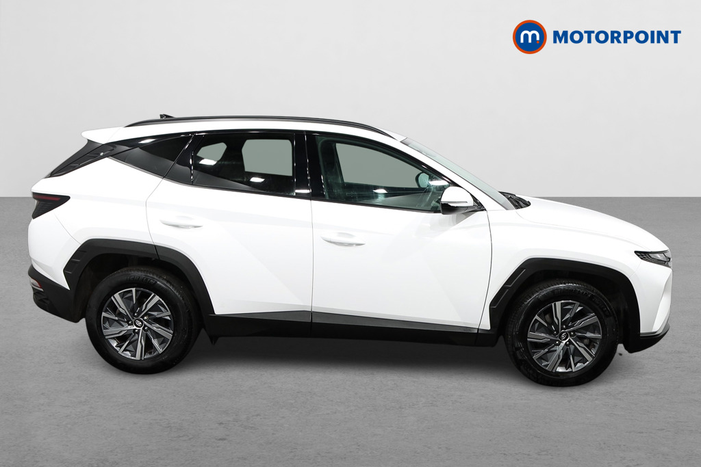 Hyundai Tucson Se Connect Manual Petrol SUV - Stock Number (1506222) - Drivers side