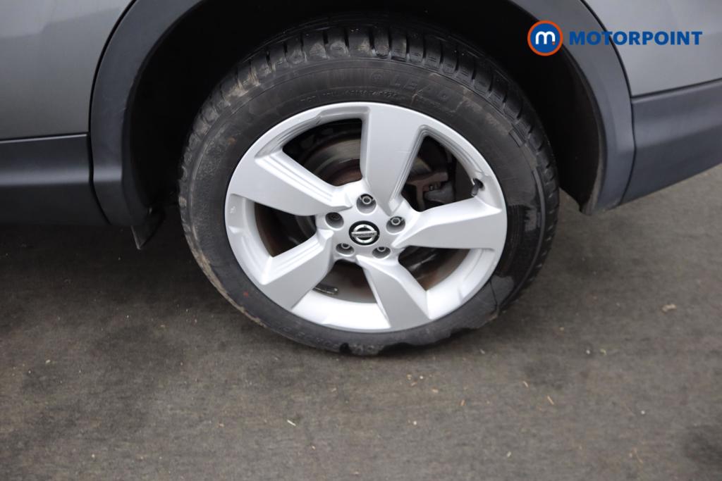 Nissan Qashqai N-Connecta Manual Diesel SUV - Stock Number (1495268) - 22nd supplementary image