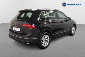 Volkswagen Tiguan Life Automatic Petrol SUV - Stock Number (1496916) - Drivers side rear corner