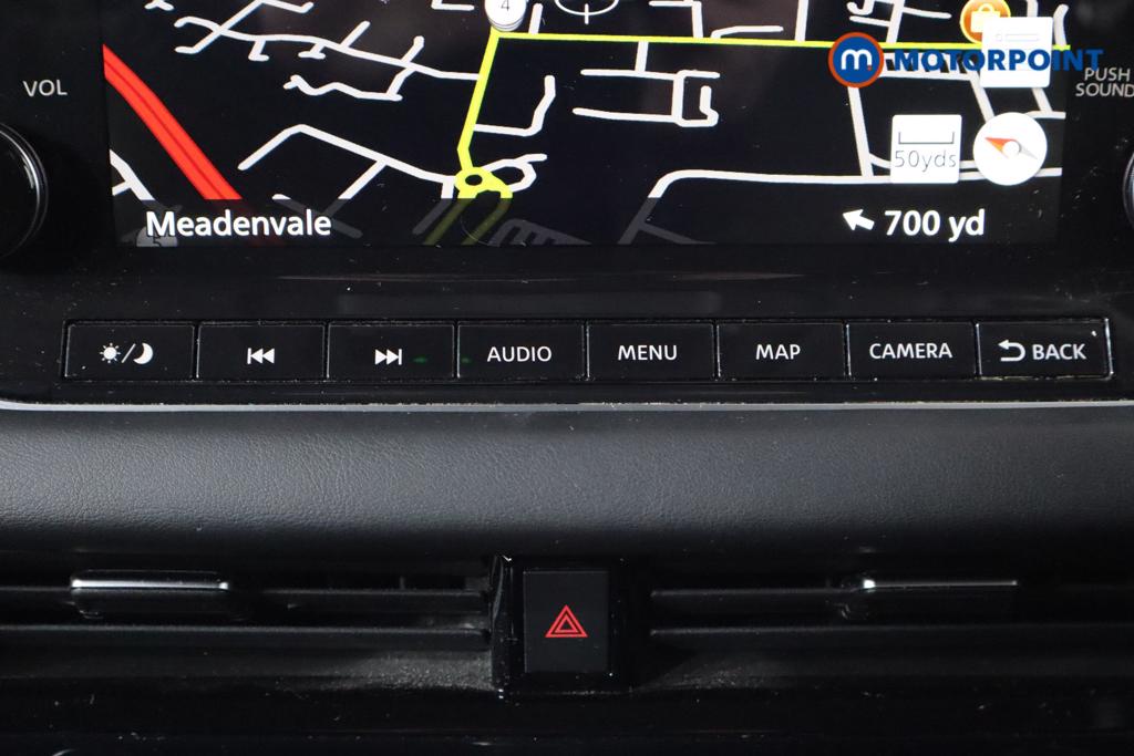 Nissan Qashqai N-Connecta Manual Petrol SUV - Stock Number (1500072) - 13th supplementary image