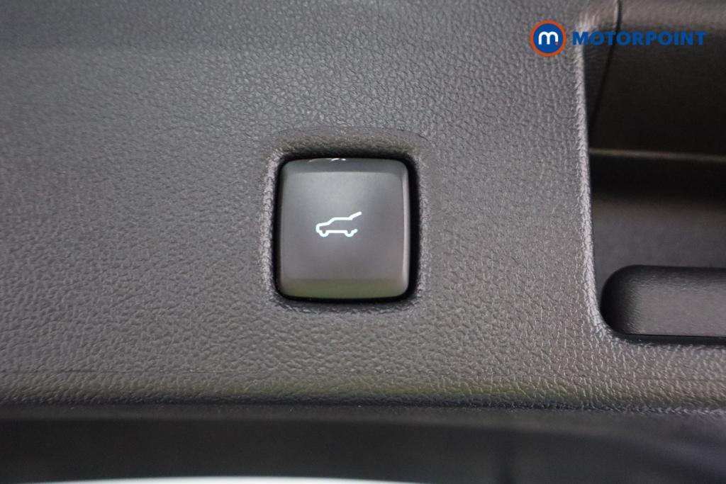 Ford Kuga St-Line Edition Manual Petrol SUV - Stock Number (1500484) - 20th supplementary image