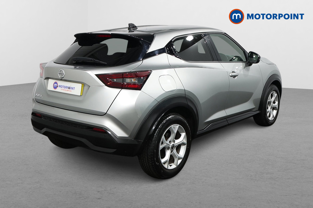 Nissan Juke N-Connecta Automatic Petrol SUV - Stock Number (1508000) - Drivers side rear corner