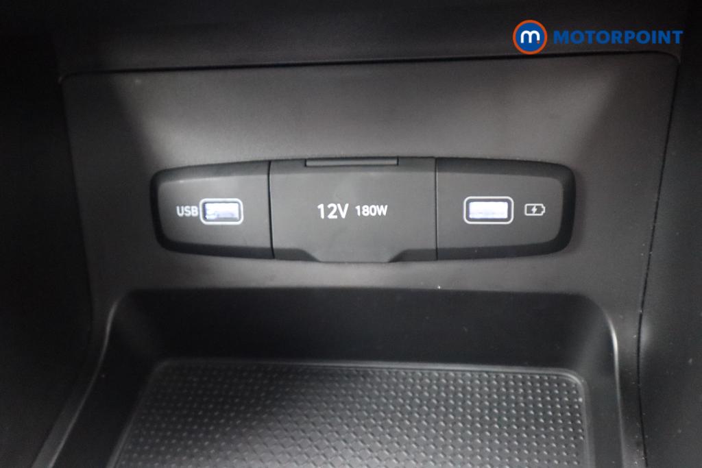 Hyundai Tucson Se Connect Manual Petrol SUV - Stock Number (1501189) - 11th supplementary image