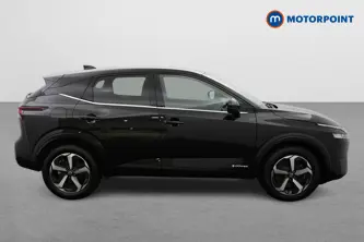 Nissan Qashqai N-Connecta Automatic Petrol-Electric Hybrid SUV - Stock Number (1501209) - Drivers side