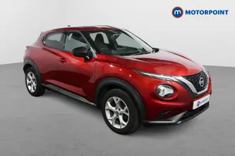 Nissan Juke N-Connecta Automatic Petrol SUV - Stock Number (1503985) - Drivers side front corner