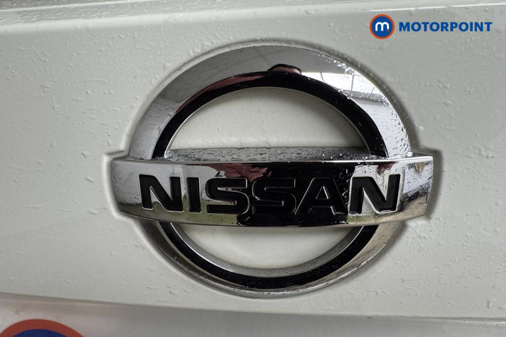 Nissan Juke Tekna Manual Petrol SUV - Stock Number (1502231) - 19th supplementary image