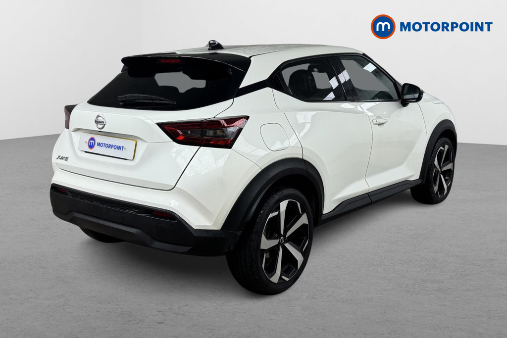 Nissan Juke Tekna Manual Petrol SUV - Stock Number (1502231) - Drivers side rear corner