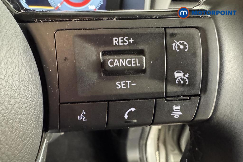 Nissan Qashqai N-Connecta Manual Petrol SUV - Stock Number (1505721) - 14th supplementary image