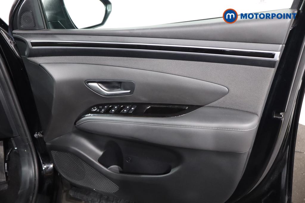 Hyundai Tucson Se Connect Manual Petrol SUV - Stock Number (1506162) - 16th supplementary image