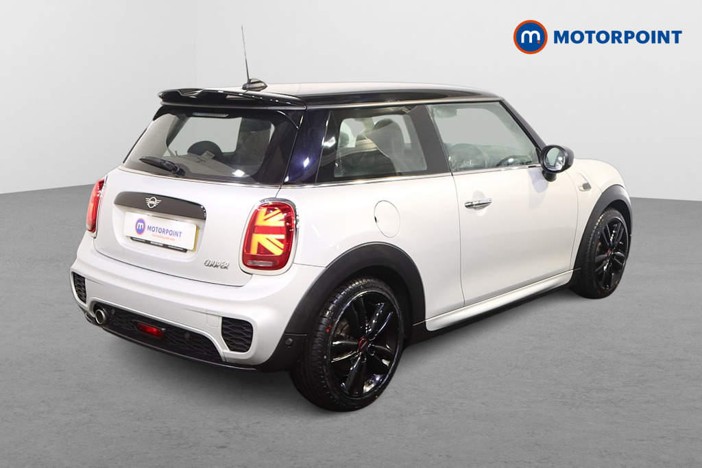 Mini Hatchback Cooper Sport Manual Petrol Hatchback - Stock Number (1507128) - Drivers side rear corner