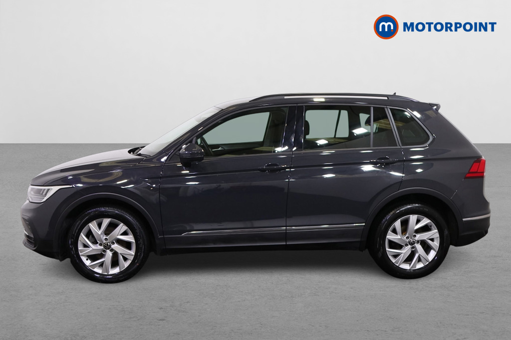 Volkswagen Tiguan Life Manual Petrol SUV - Stock Number (1502300) - Passenger side