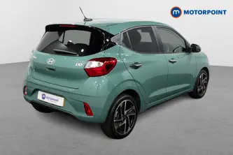 Hyundai I10 Premium Automatic Petrol Hatchback - Stock Number (1504006) - Drivers side rear corner