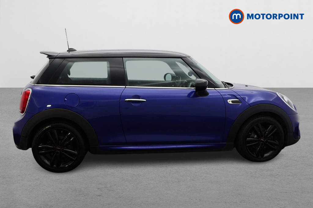 Mini Hatchback Cooper Sport Manual Petrol Hatchback - Stock Number (1504639) - Drivers side