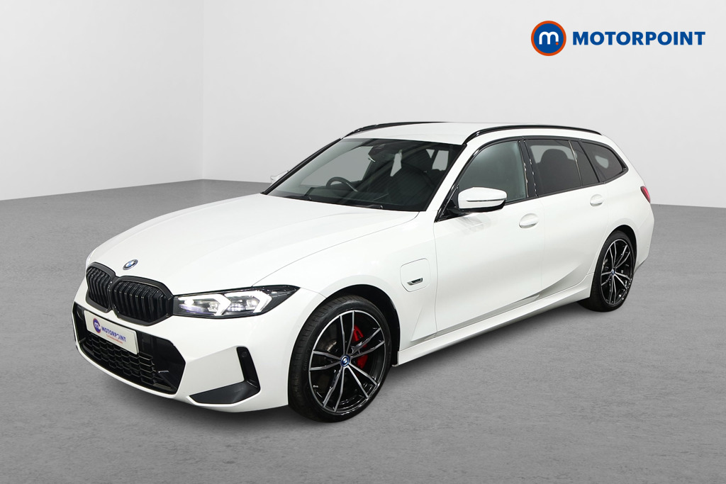 BMW 3 Series M Sport Automatic Petrol Plug-In Hybrid Estate - Stock Number (1505311) - Passenger side front corner