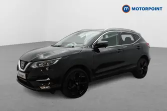 Nissan Qashqai Tekna Manual Diesel SUV - Stock Number (1495623) - Passenger side front corner