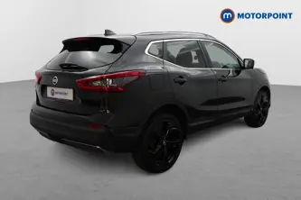 Nissan Qashqai Tekna Manual Diesel SUV - Stock Number (1495623) - Drivers side rear corner