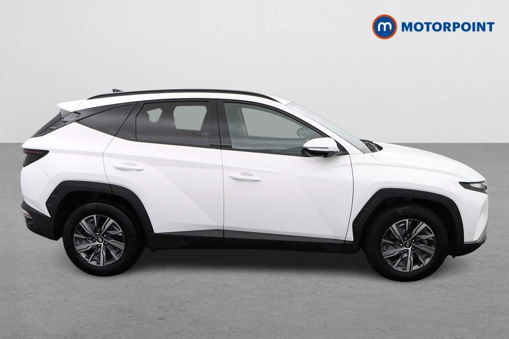 Hyundai Tucson Se Connect Manual Petrol SUV - Stock Number (1506220) - Drivers side