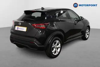 Nissan Juke N-Connecta Automatic Petrol SUV - Stock Number (1493005) - Drivers side rear corner