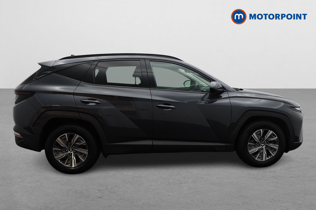 Hyundai Tucson Se Connect Manual Petrol SUV - Stock Number (1500076) - Drivers side