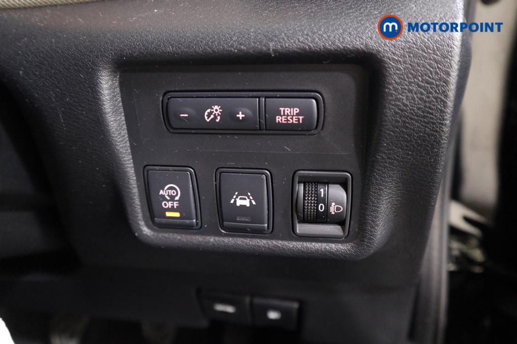 Nissan Micra N-Connecta Manual Diesel Hatchback - Stock Number (1502264) - 9th supplementary image