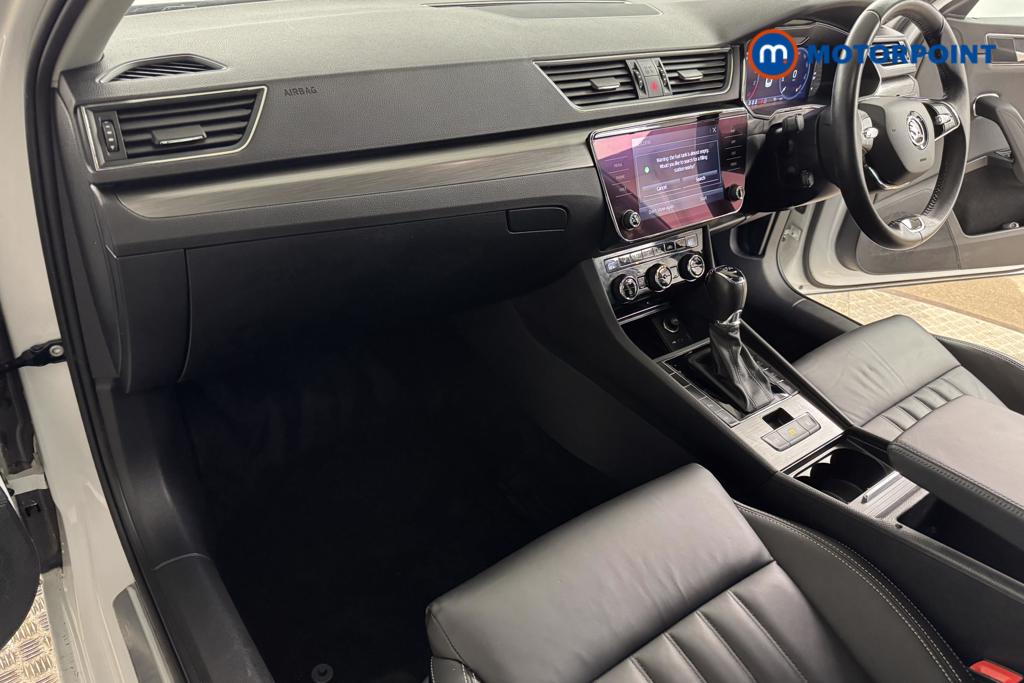 Skoda Superb Se L Automatic Petrol Plug-In Hybrid Hatchback - Stock Number (1504377) - 8th supplementary image