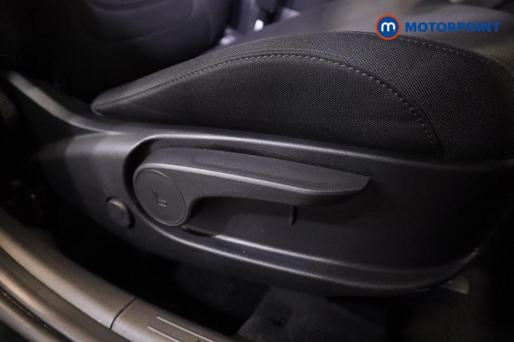 Hyundai Tucson Se Connect Manual Petrol SUV - Stock Number (1506163) - 7th supplementary image