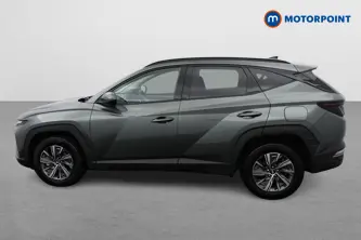 Hyundai Tucson Se Connect Automatic Petrol-Electric Hybrid SUV - Stock Number (1505901) - Passenger side