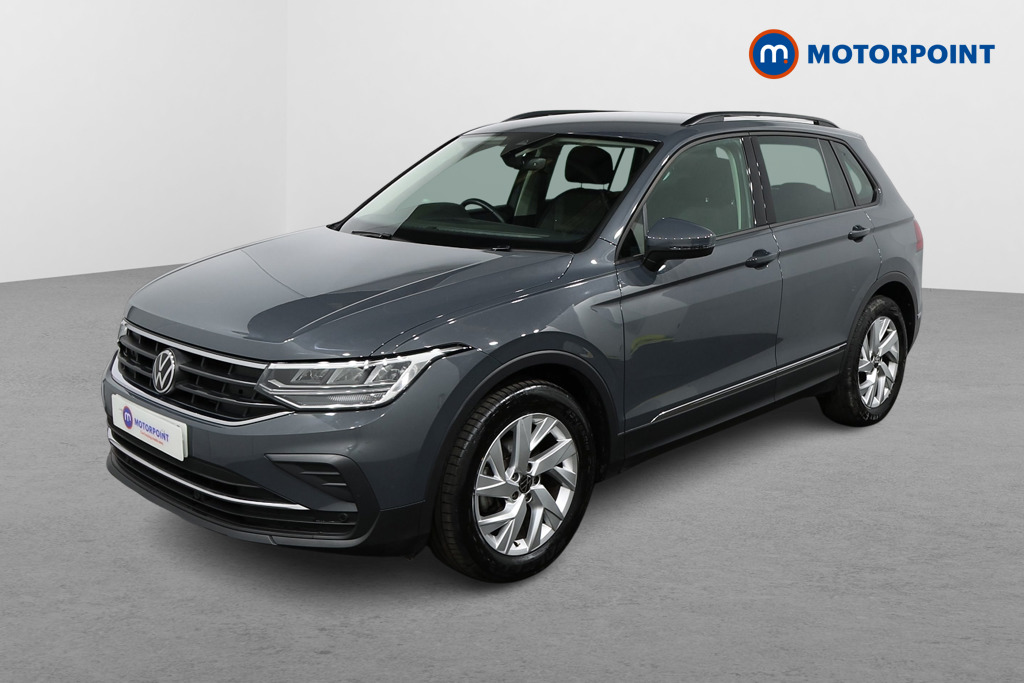 Volkswagen Tiguan Life Manual Petrol SUV - Stock Number (1505306) - Passenger side front corner