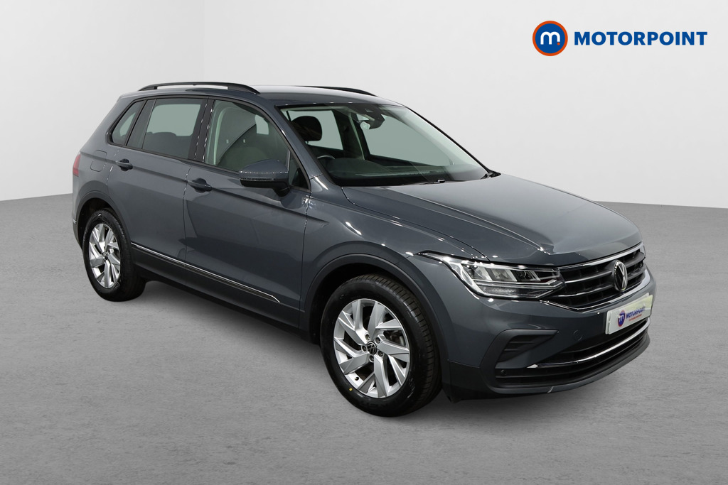 Volkswagen Tiguan Life Manual Petrol SUV - Stock Number (1505306) - Drivers side front corner