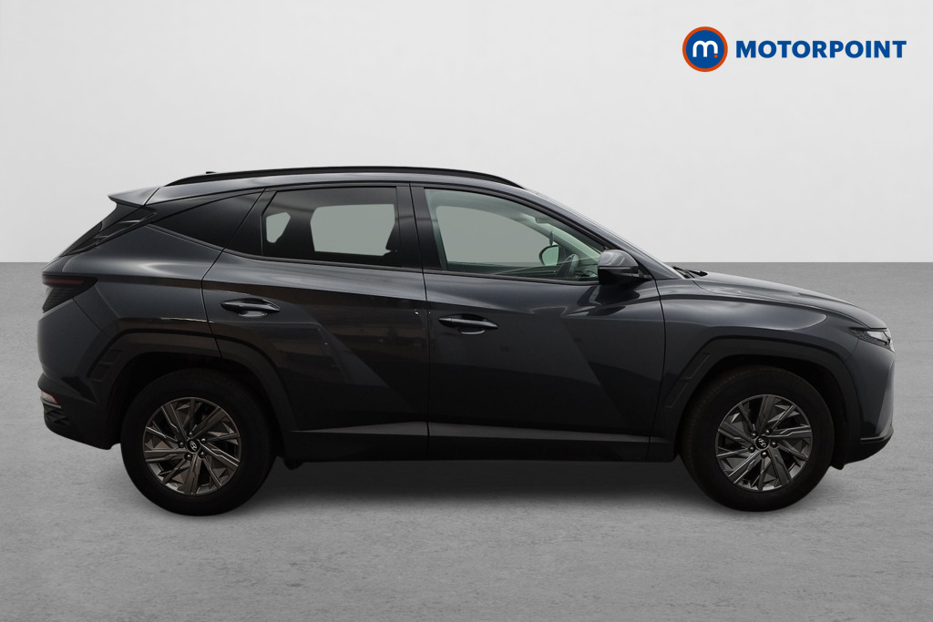 Hyundai Tucson Se Connect Manual Petrol SUV - Stock Number (1506793) - Drivers side