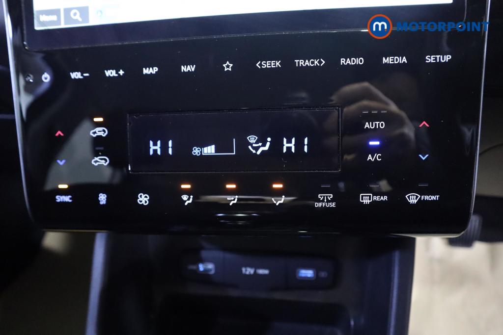 Hyundai Tucson Se Connect Manual Petrol SUV - Stock Number (1506943) - 4th supplementary image