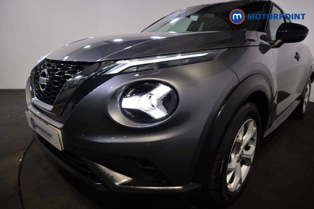 Nissan Juke N-Connecta Manual Petrol SUV - Stock Number (1507958) - 24th supplementary image