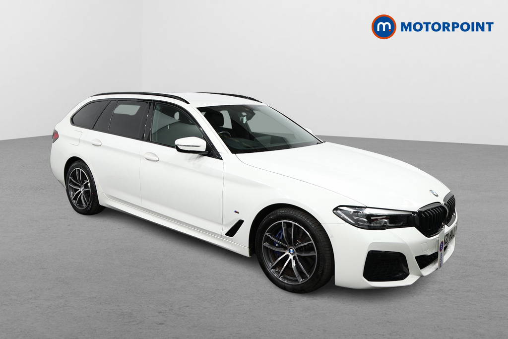 BMW 5 Series M Sport Automatic Petrol Plug-In Hybrid Estate - Stock Number (1508206) - Drivers side front corner