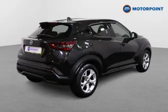 Nissan Juke N-Connecta Manual Petrol SUV - Stock Number (1509384) - Drivers side rear corner