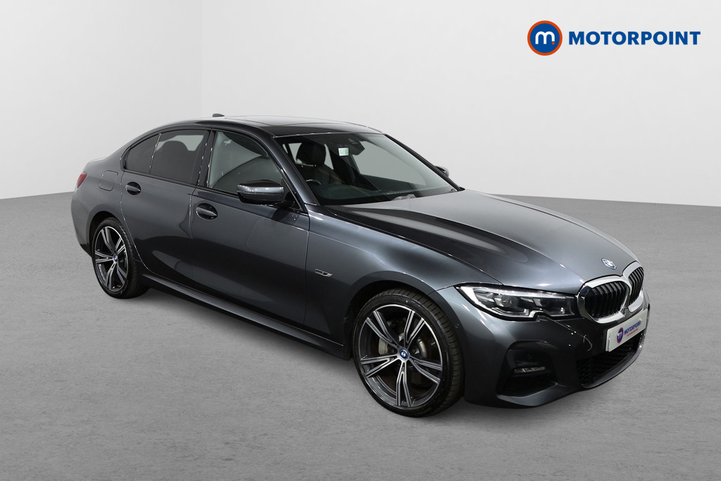 BMW 3 Series M Sport Automatic Petrol Plug-In Hybrid Saloon - Stock Number (1509427) - Drivers side front corner